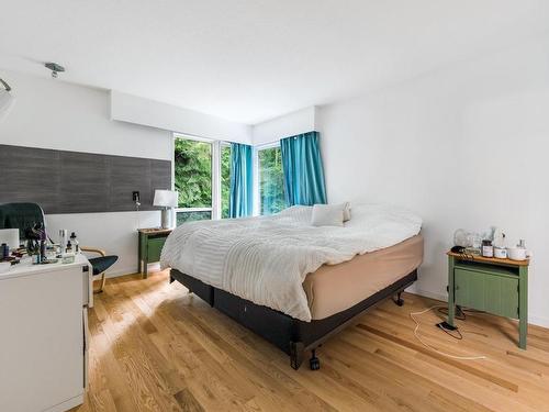 5344 Cliffridge Avenue, North Vancouver, BC 