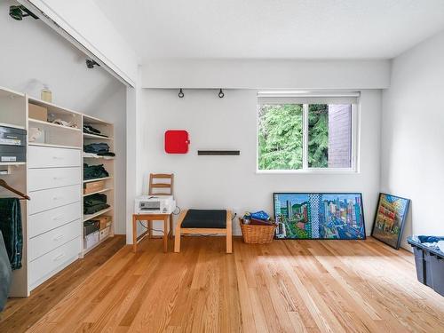 5344 Cliffridge Avenue, North Vancouver, BC 