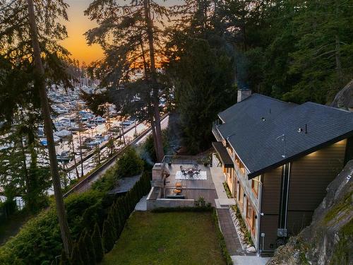 5797 Marine Drive, West Vancouver, BC 