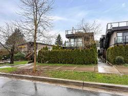 244-18th Street W North Vancouver, BC V5Y 2A7