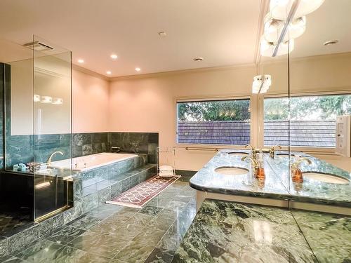 2388 Marine Drive Sw, Vancouver, BC 