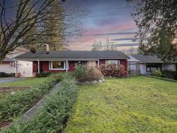 1157 23rd Street W North Vancouver, BC V7P 2H2