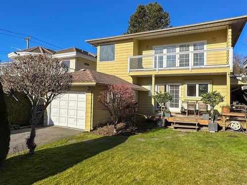 1092 Kings Avenue, West Vancouver, BC 