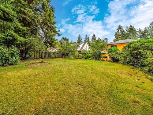 1071 Carnaby Place, North Vancouver, BC 