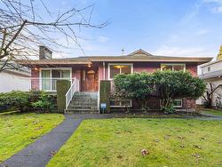 4651 W 16TH AVENUE  Vancouver, BC V6R 3E9