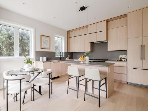 3674 Oxford Street, Vancouver, BC 