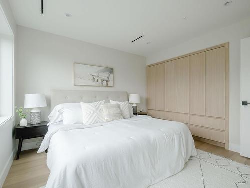 3674 Oxford Street, Vancouver, BC 