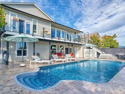 6369 Jasper Road  Sechelt, BC V7Z 0R7