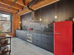 314 55 E CORDOVA STREET  Vancouver, BC V6A 0A5