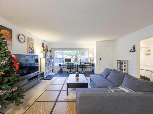 6716 Ross Street, Vancouver, BC 