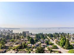 2479 OTTAWA AVENUE  West Vancouver, BC V7V 2T2