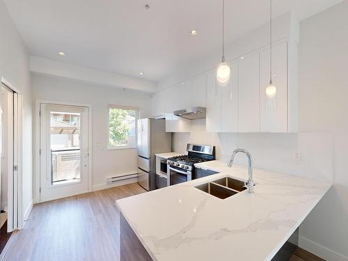 2731 Duke Street, Vancouver, BC 