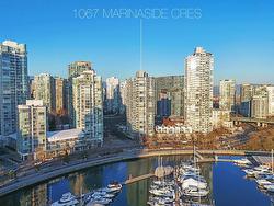 702 1067 MARINASIDE CRESCENT  Vancouver, BC V6Z 3A4