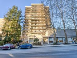 306 150 E 15TH STREET  North Vancouver, BC V7L 4N9