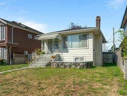 6949 MCKINNON STREET  Vancouver, BC V5S 3G4