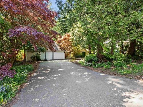 6779 Dufferin Avenue, West Vancouver, BC 