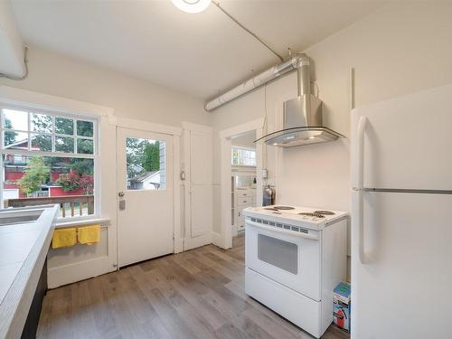 3425 8Th Avenue W, Vancouver, BC 