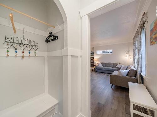 3425 8Th Avenue W, Vancouver, BC 