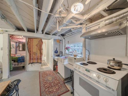 3425 8Th Avenue W, Vancouver, BC 