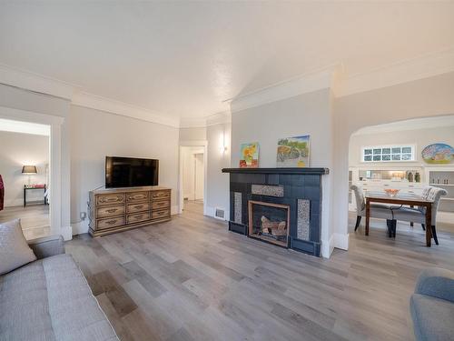 3425 8Th Avenue W, Vancouver, BC 