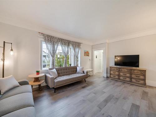 3425 8Th Avenue W, Vancouver, BC 