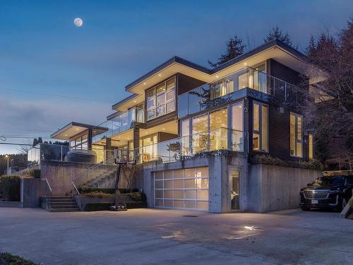 1065 Groveland Road, West Vancouver, BC 