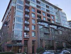 604 2321 SCOTIA STREET  Vancouver, BC V5T 0A8