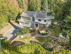 4621 WOODBURN PLACE  West Vancouver, BC V7S 2W8