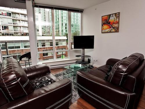 306-233 Robson Street, Vancouver, BC 