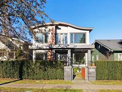 4437 W 13TH AVENUE  Vancouver, BC V6R 2V2