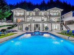 1123 CRESTLINE ROAD  West Vancouver, BC V7S 2E3