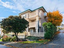 209 288 E 6TH STREET  North Vancouver, BC V7L 1P5