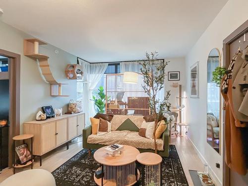 1205-68 Smithe Street, Vancouver, BC 