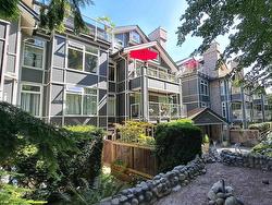 #207-865 15th Avenue W Vancouver, BC V5Z 1R8