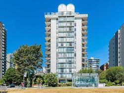 403 1575 BEACH AVENUE  Vancouver, BC V6G 1Y5