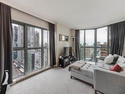 1902-1188 Howe Street  Vancouver, BC V6Z 2S8