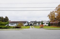 4628 53 Street  Delta, BC V4K 2Z1