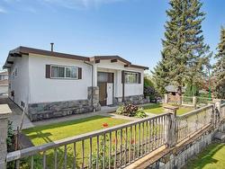 4004 PARKER STREET  Burnaby, BC V5C 3B9