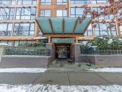 414-3588 Vanness Avenue  Vancouver, BC V5R 6E9