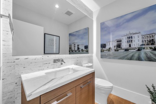 2728 Highview Place, Vancouver, BC 