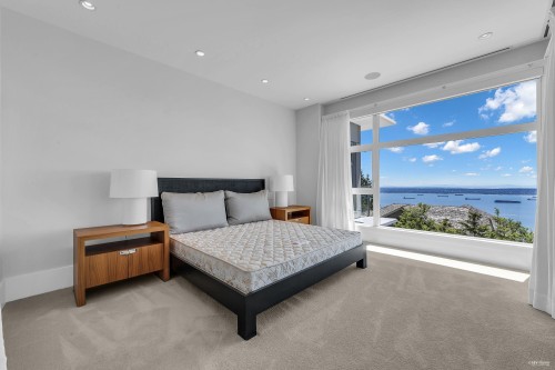 2728 Highview Place, Vancouver, BC 