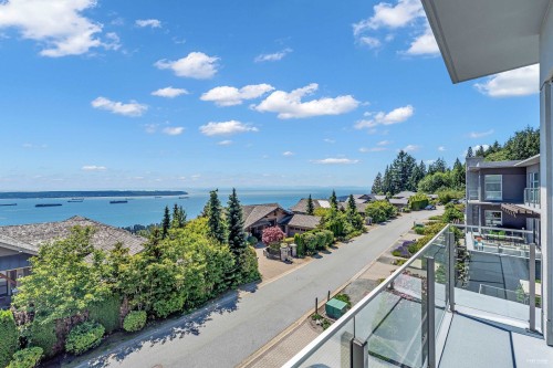 2728 Highview Place, Vancouver, BC 