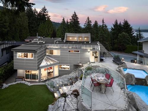 3722 Southridge Place, West Vancouver, BC 