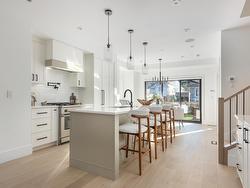 1075 E 22ND AVENUE  Vancouver, BC V5V 1W2