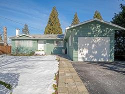 839 SMITH AVENUE  Coquitlam, BC V3J 2X4