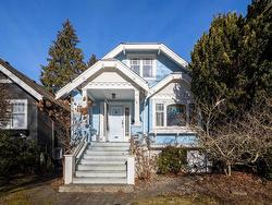 3889 W 18TH AVENUE  Vancouver, BC V6S 1B4