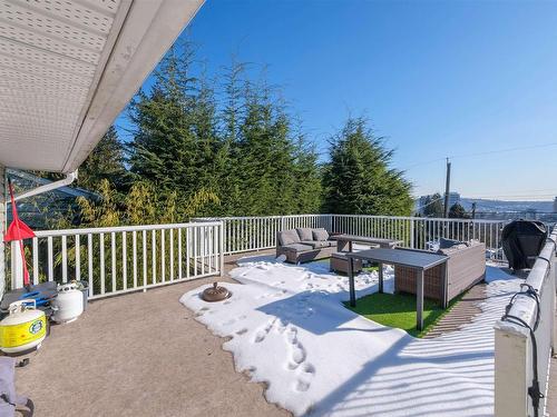 1059 Calverhall Street, North Vancouver, BC 