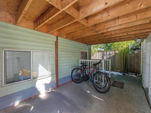 1059 Calverhall Street, North Vancouver, BC 