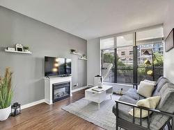 204-1249 Granville Street  Vancouver, BC V6Z 1M5