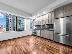 1010-1333 Georgia Street W Vancouver, BC V6E 4V3